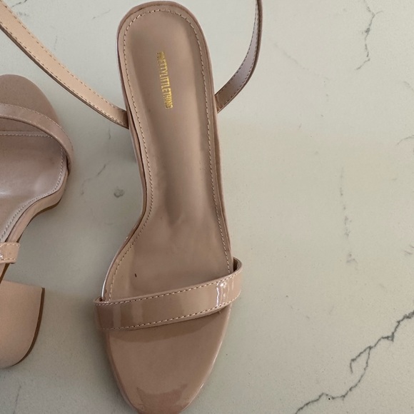 Nude Heels - Picture 4 of 5